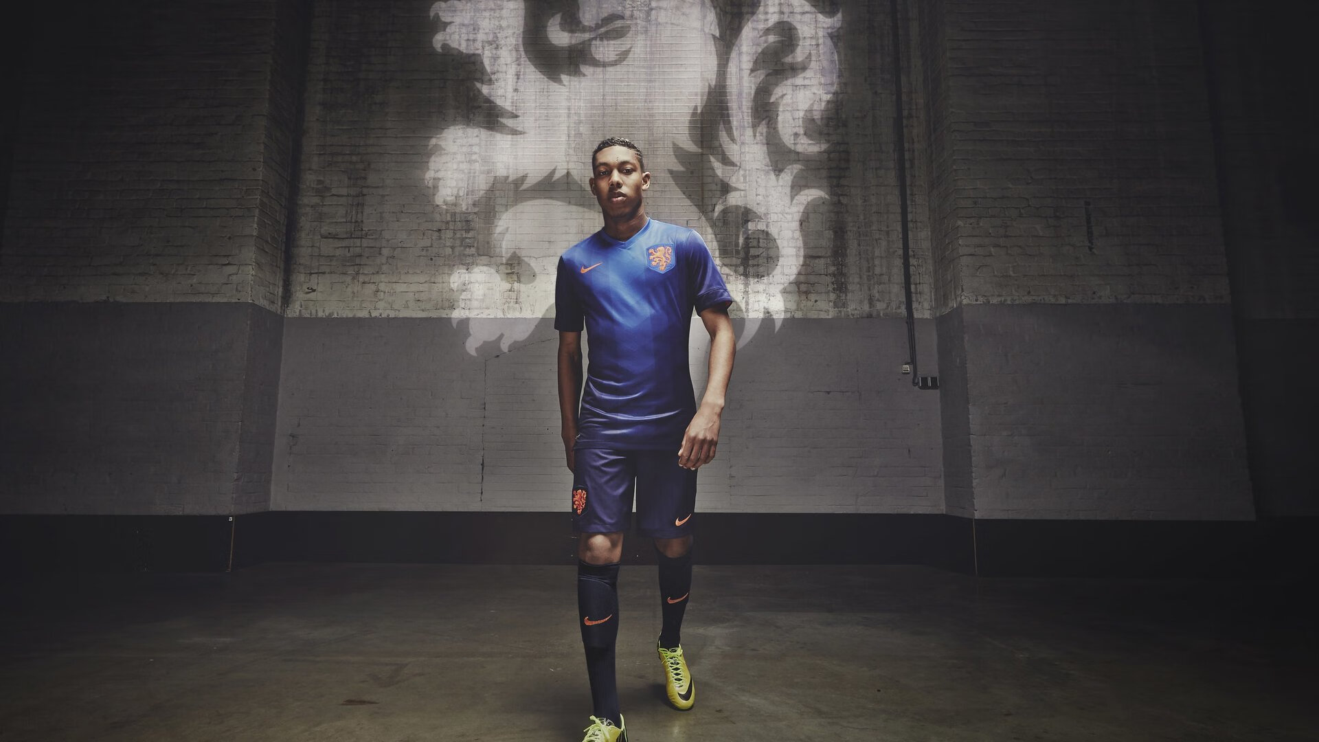 乔治·巴尔：冷静的思维和精准的球场判断，使他在关键时刻扭转局势