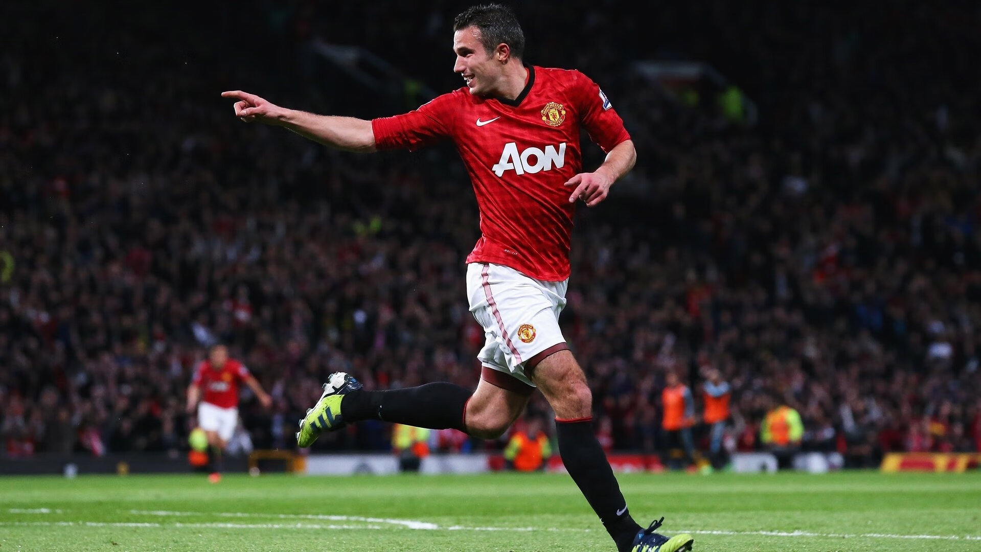 凯瑟琳·伯科夫稳步提升成绩赢得喝彩，凯特琳·伯尔斯